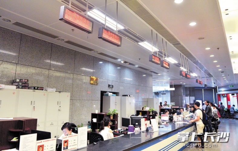 三亚同城24小时医保提取(同城医保卡转移怎么办理)