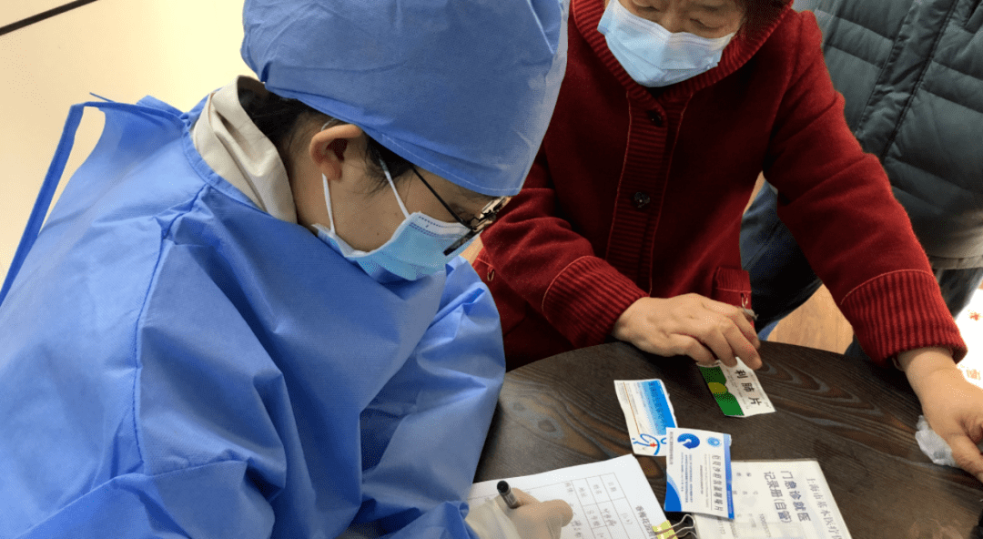 三亚24小时套医保卡回收商家(急用钱24小时医保提取)